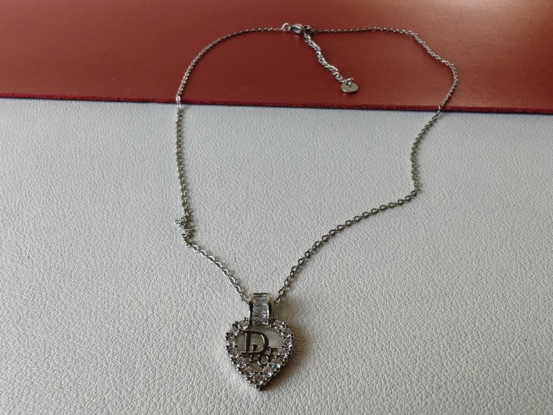 chr1st1an D10r necklaces
